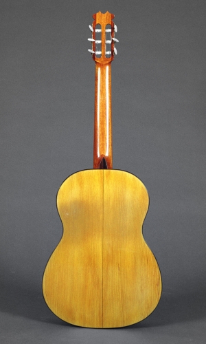 Фотография фламенко гитары «Бланка» ручной работы. модель Доминго Естесо.jpg