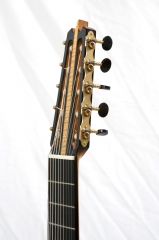 Violão Clássico 10 cordas, mão, cabeça do violão, tarraxas custom Alessi..JPG