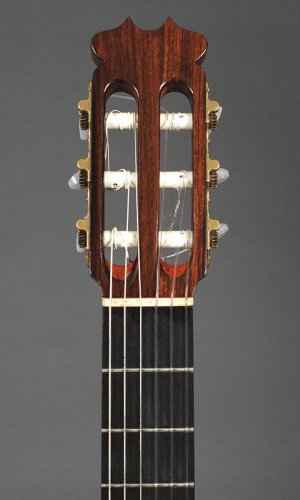 Custom flamenco-guitar, guitarhovedet.jpg
