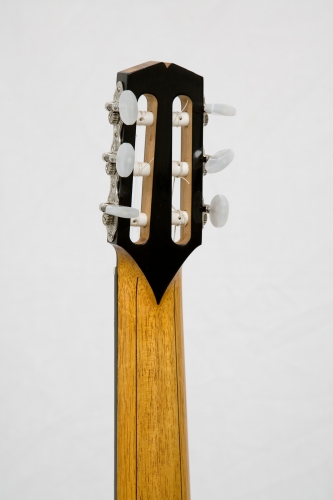 Hand-made Requinto guitar neck, laminated peg-head, neck thickness at nut 17,5 mm. Rodolfo Cucculelli, guitar-maker.jpg