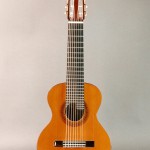 8 telli Requinto Gitar, önden görünüm